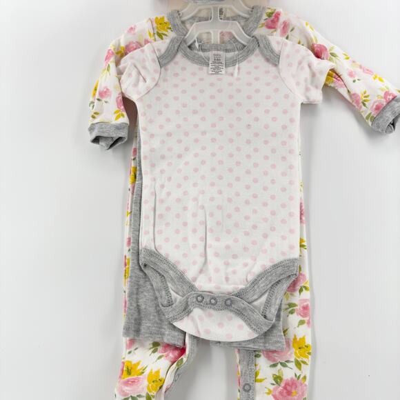 Baby Kiss 9 Piece Set Sleep, Play, Bib, Bodysuit, Pants, Cap & Socks 3-6 Months - Picture 7 of 7